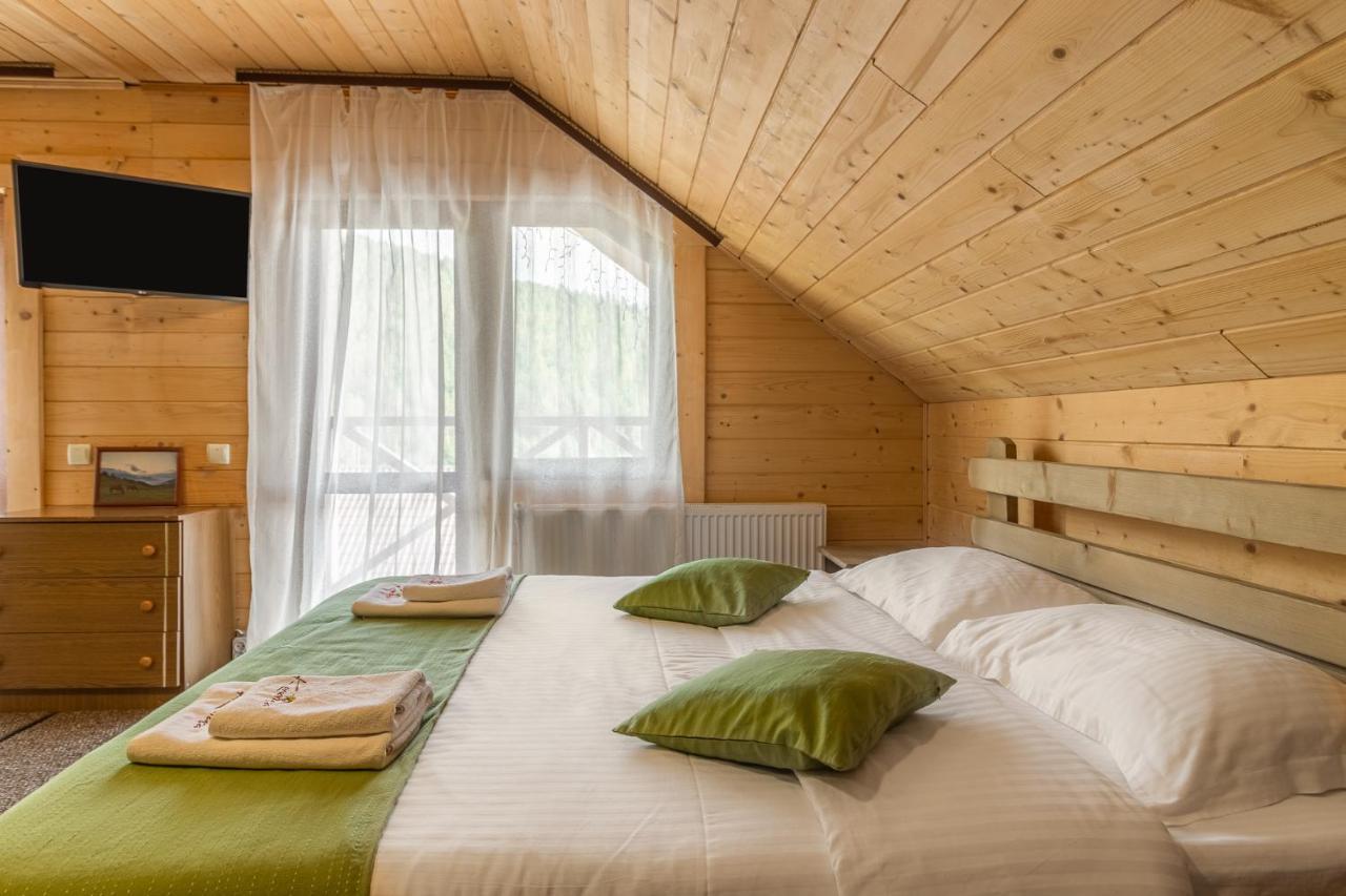Konopka Guest House Bukovel Exteriör bild