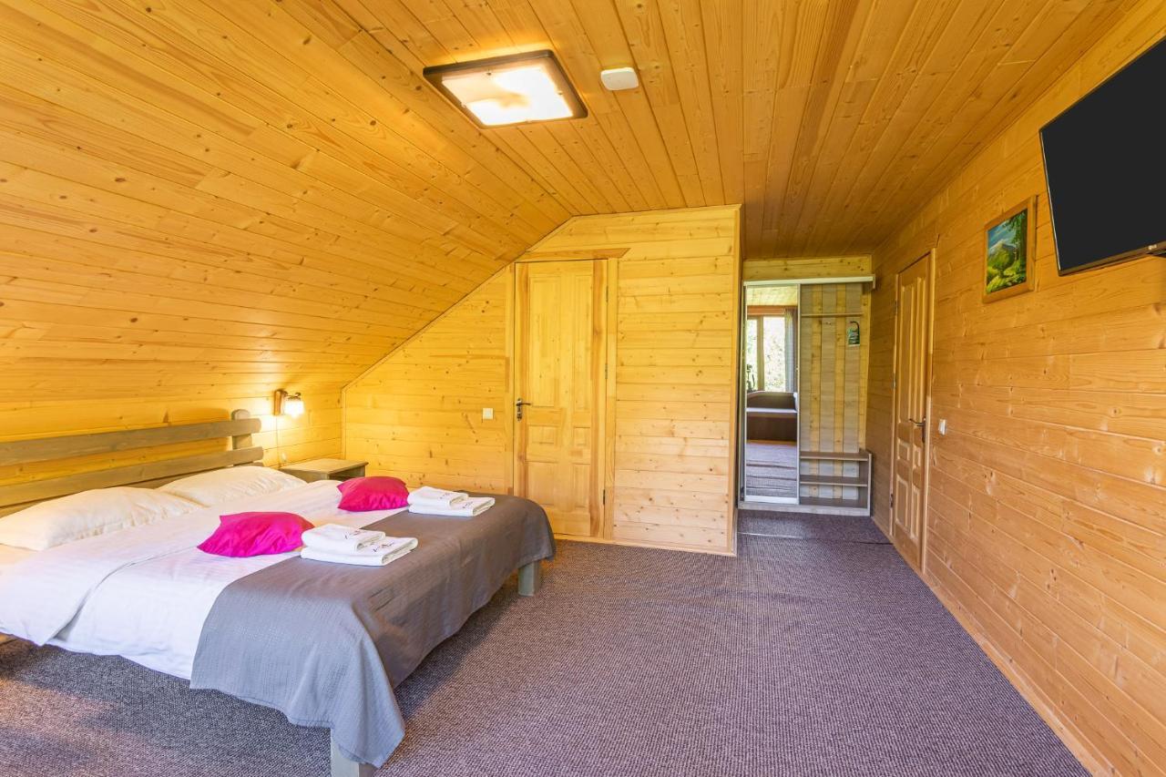 Konopka Guest House Bukovel Exteriör bild