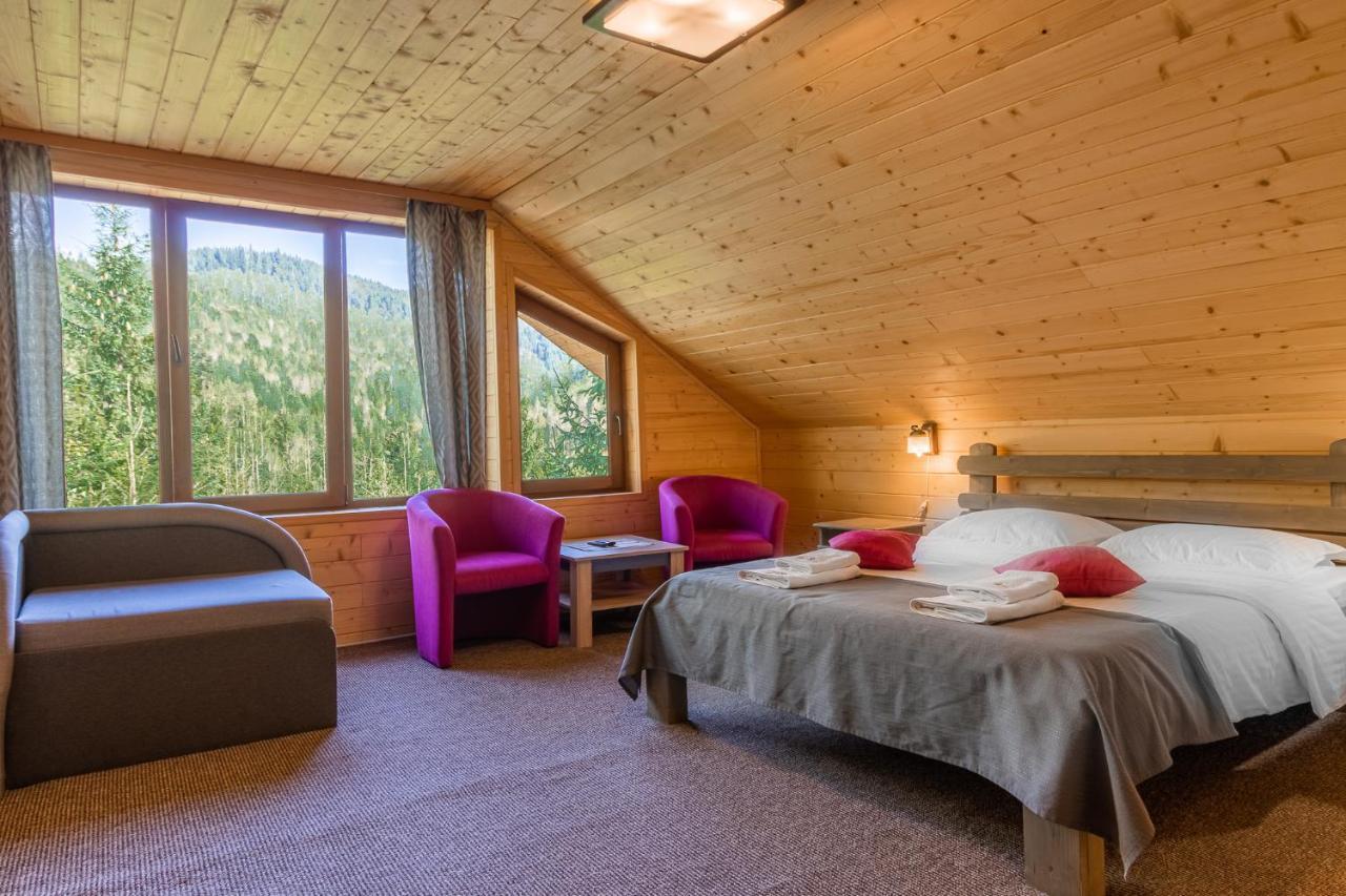Konopka Guest House Bukovel Exteriör bild