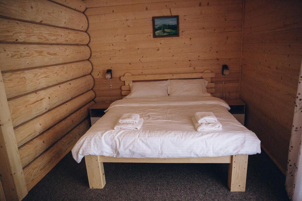 Konopka Guest House Bukovel Exteriör bild