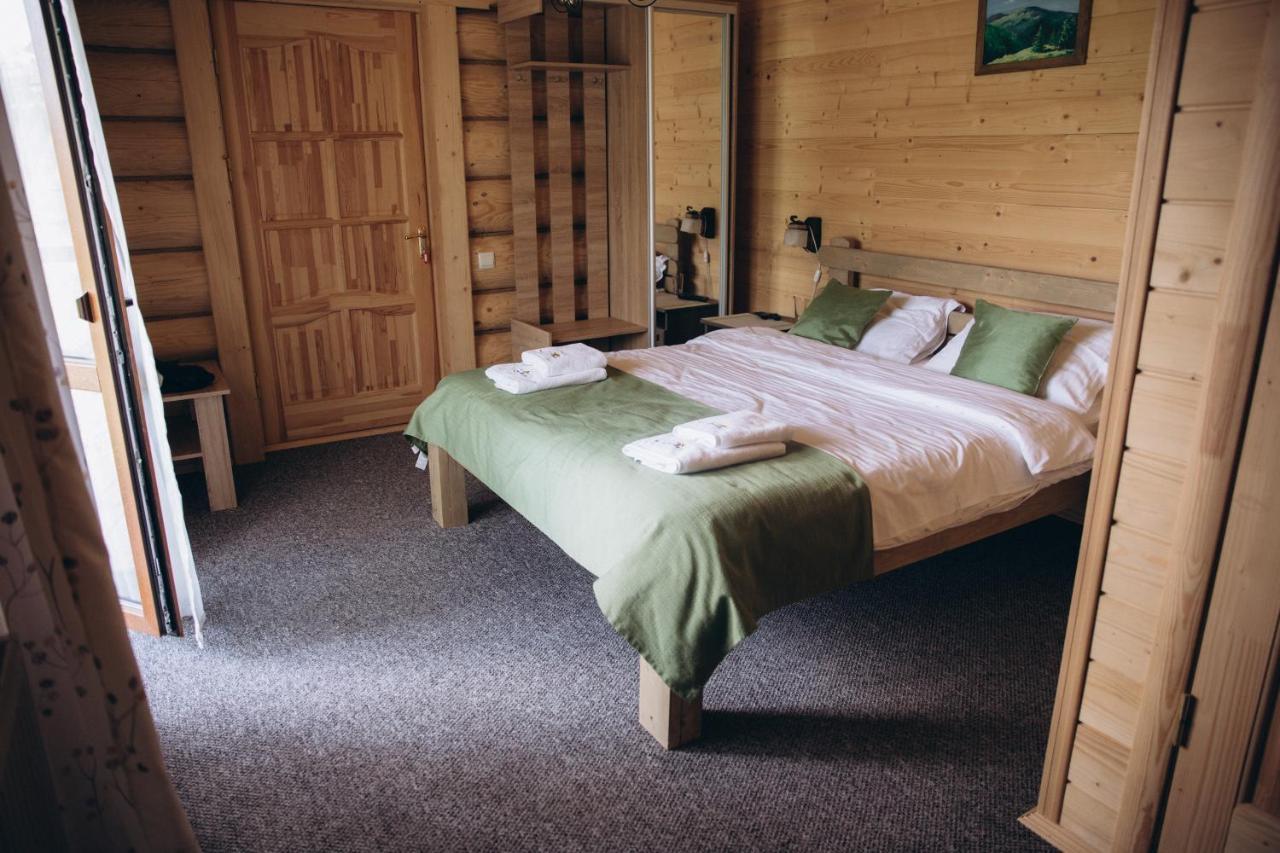 Konopka Guest House Bukovel Exteriör bild