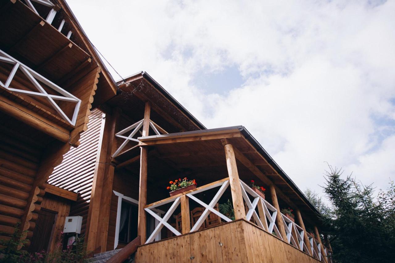 Konopka Guest House Bukovel Exteriör bild