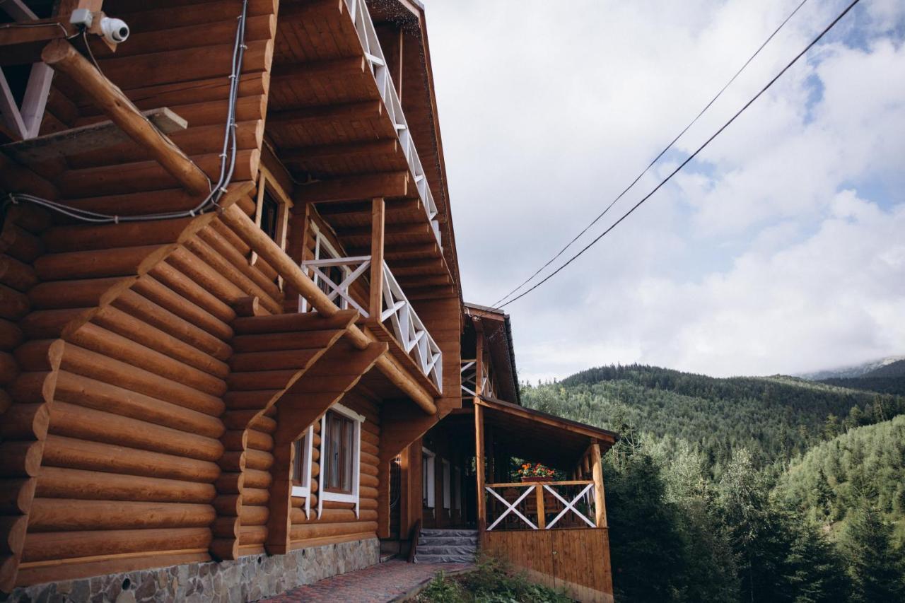 Konopka Guest House Bukovel Exteriör bild