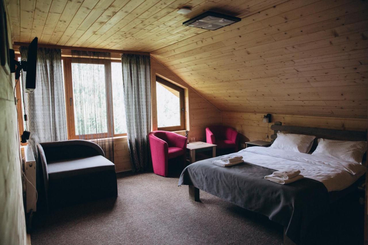 Konopka Guest House Bukovel Exteriör bild